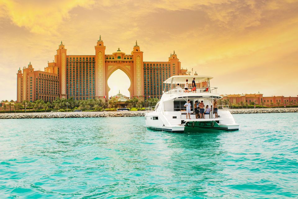 dubai marina luxury yacht tour with breakfast or bbq