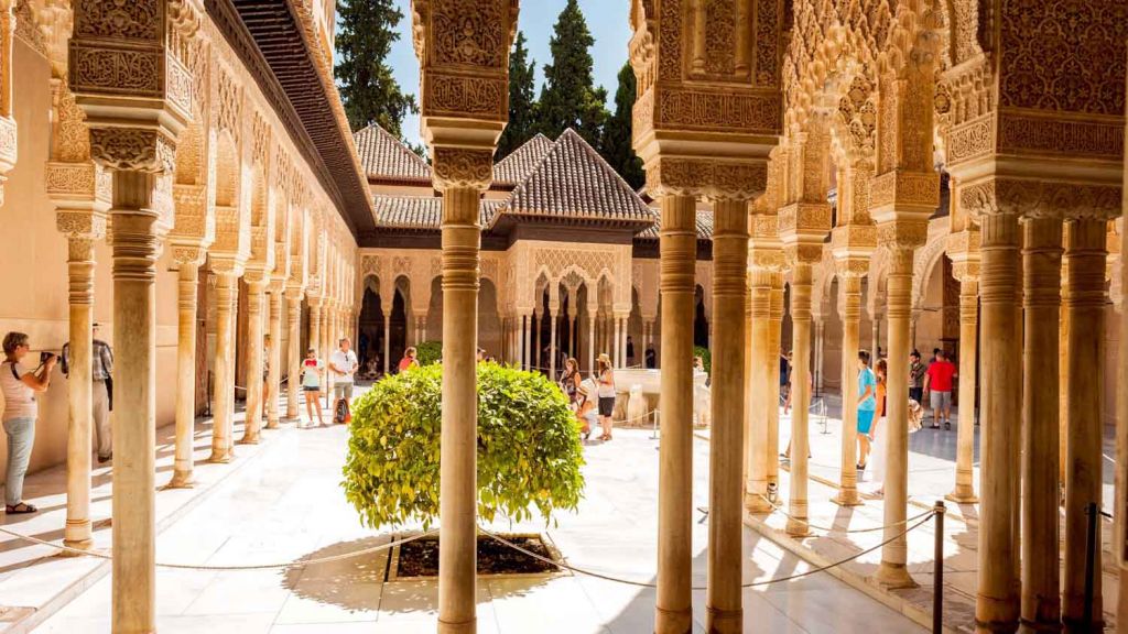 Alhambra: Nasrid Palaces & Generalife Ticket with Audioguide - Travel ...